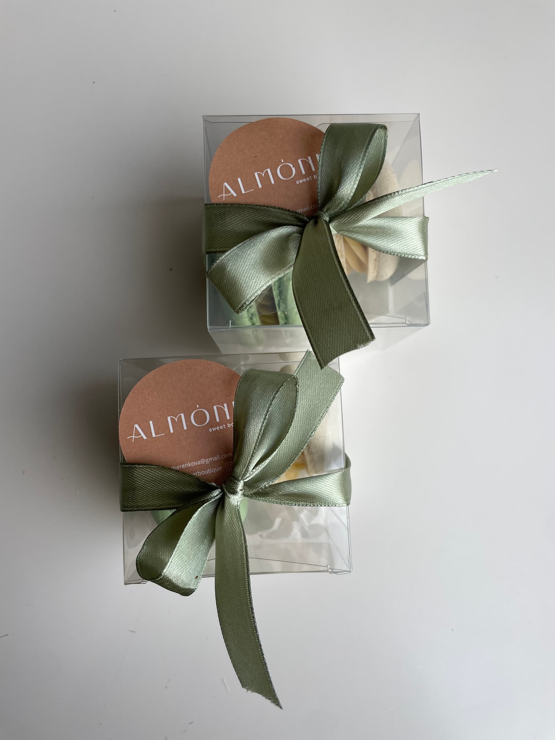 Macaron Favours